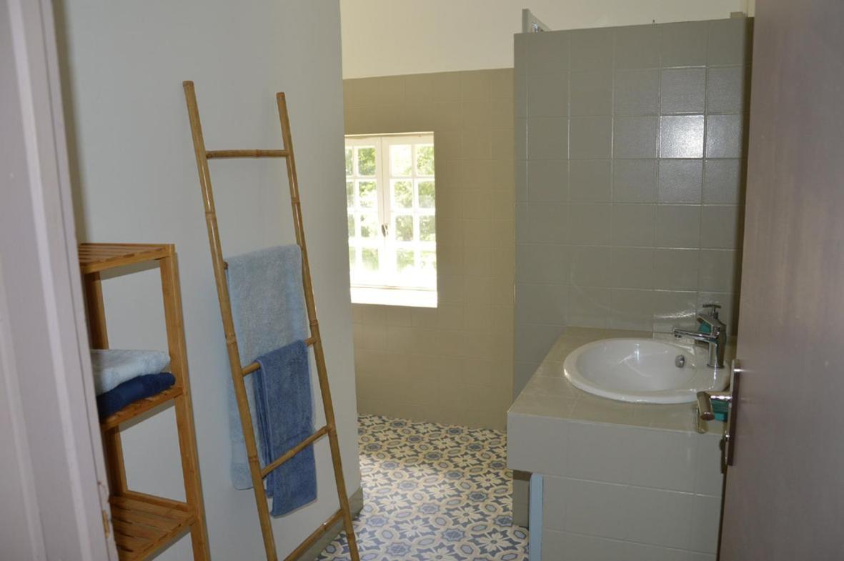 La Roche Cantin Cherveux Extérieur photo